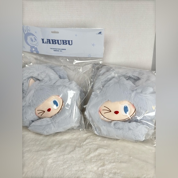 POP MART LABUBU THE MONSTERS Classic Series Plush Flower Bag Blue Brand New - Picture 6 of 16